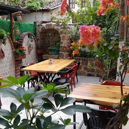 Bat Apartahotel Antalya