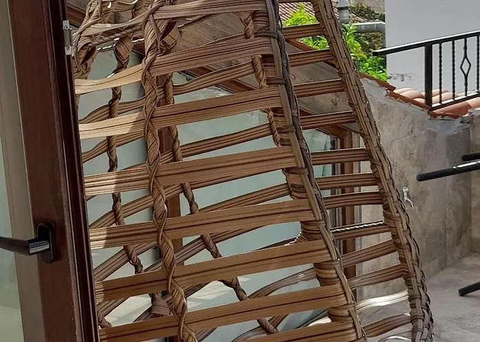 Bat 3* أنطاليا