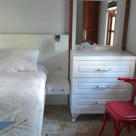 Aparthotel Bat 3*
